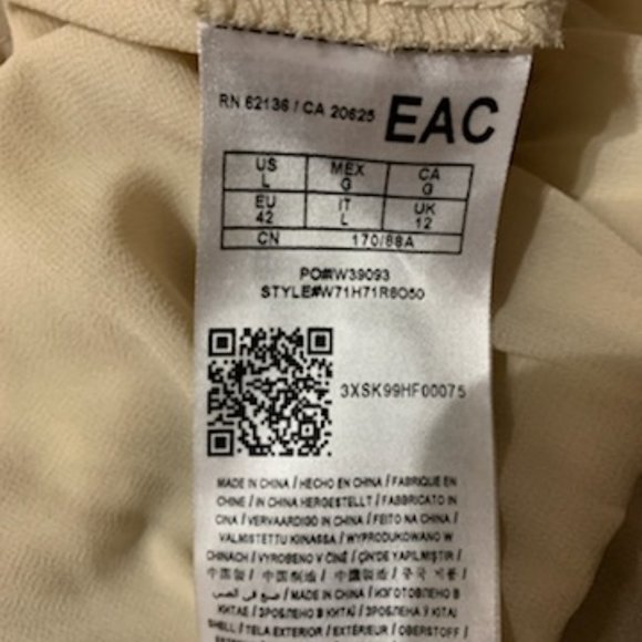 Guess  Blouse with  see through   lacey middle - Picture 5 of 6